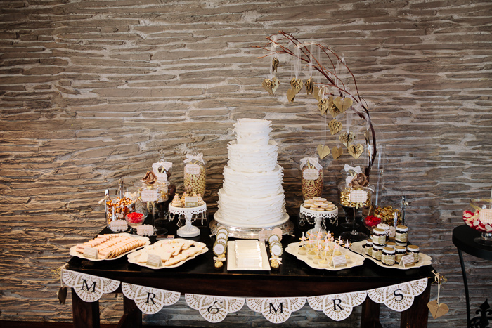 paper-playground-wedding-candy-table