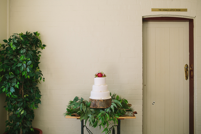 wedding-cake-natural-floral