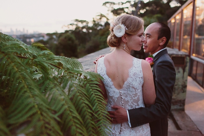 romantic-moments-for-the-bride-and-groom-in-sydney