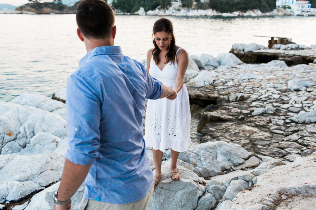 loved up engagement session in skiathos