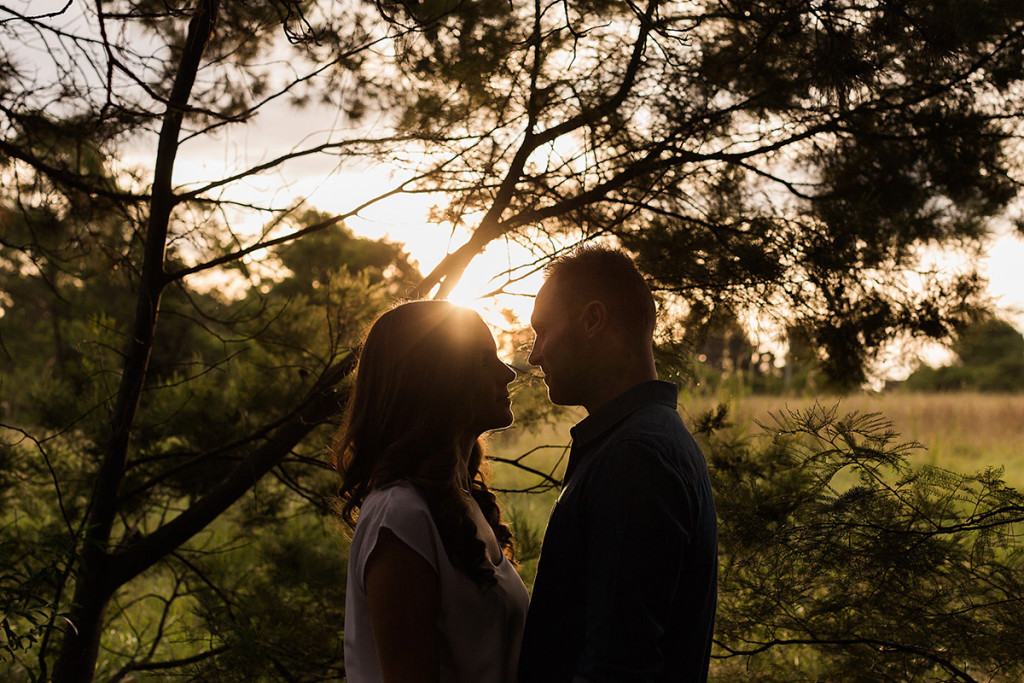 014-romantic-engagement-photography-under-the-trees