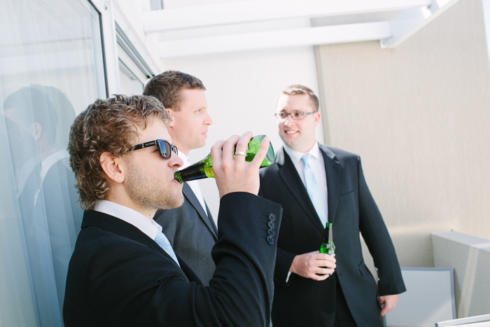 balcony-beers-with-the-groomsmen
