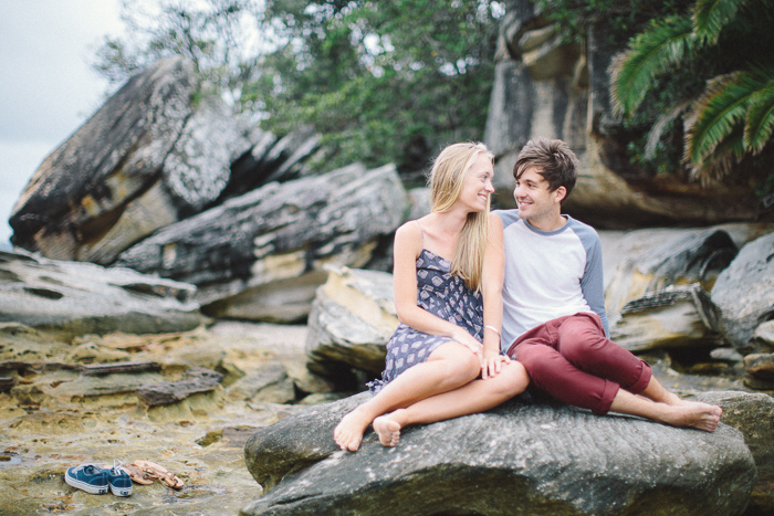 rocky-beach-engagement-session